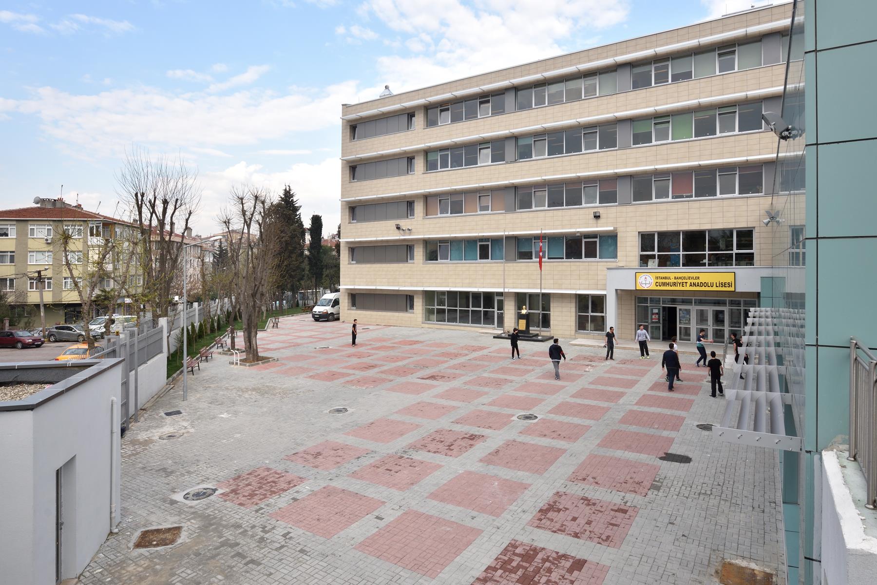 CUMHURİYET ANADOLU LİSESİ